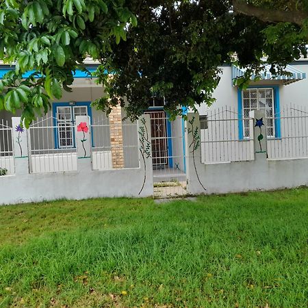 Swartkops Cann-A-Bee Air B&B Port Elizabeth Exterior photo